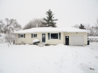 1057 Koster St, Jenison, MI 49428