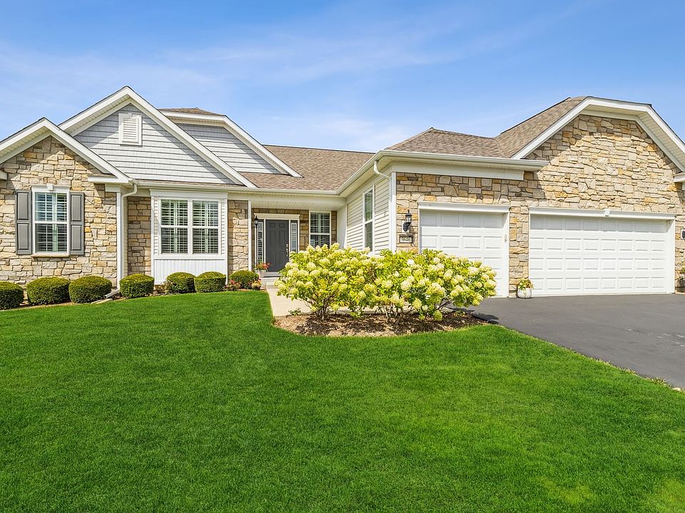 1st image of 3646 Canton Cir