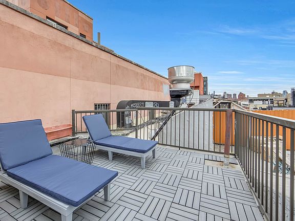 3rd image of 168 Stanton St Unit 5B