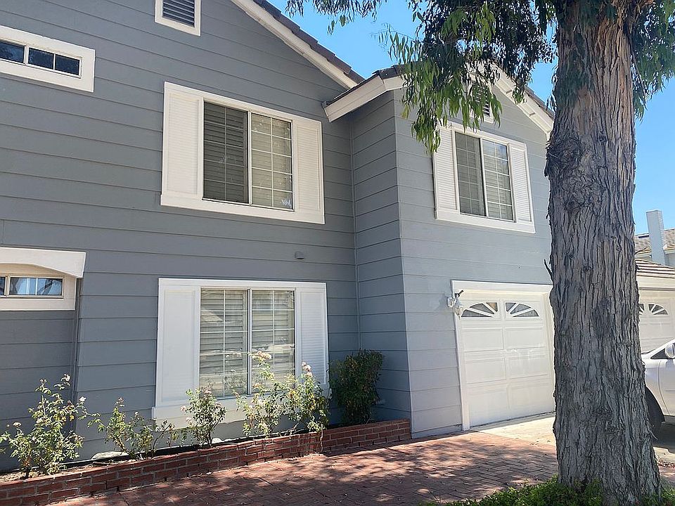 2nd image of 3625 Silver Cloud Dr