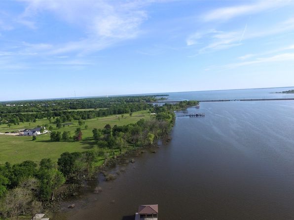Lago Vista Dr, Pt, TX 75472
