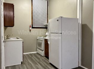 429 N 8th St #A, Quincy, IL 62301