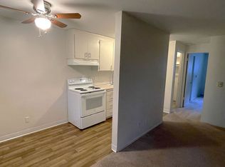 1805 Filbert Rd #6, Lynnwood, WA 98036