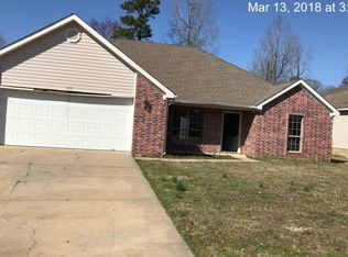 3310 Arkansas Dr, Benton, AR 72015