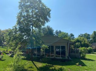 862 Field Dr, Blacksburg, VA 24060