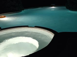 9 Cobblestone Farm Ct, Montebello, NY 10901