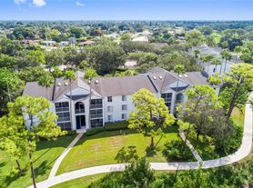 2502 SE Anchorage Cv