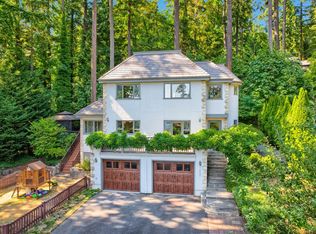 8624 NE Juanita Dr, Kirkland, WA 98034