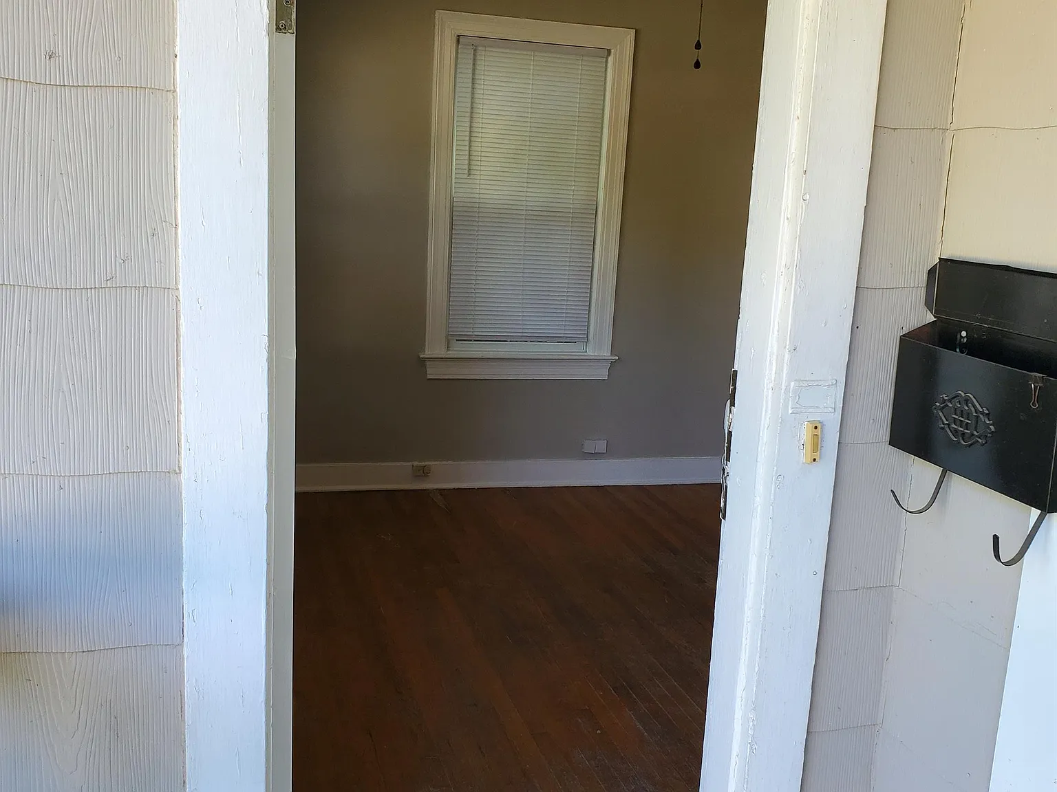 FourPlex - 3816 — Photo 2
