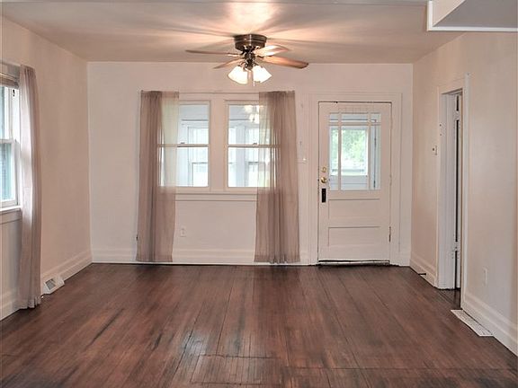 4th image of 4111 Florence Ave