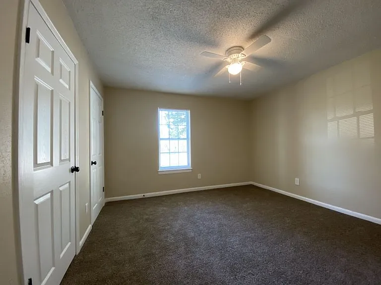 5378 Clinchport Cir — Photo 7