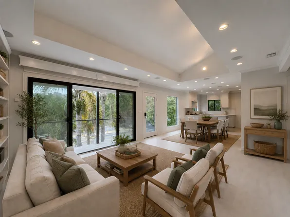 386 Entrada Dr, Santa Monica, CA 90402