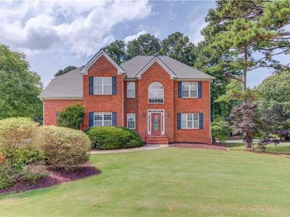 3082 Biltmore Woods Dr, Buford, GA 30519