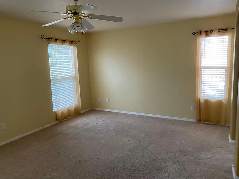 8732 Eagle Springs Dr NE — Photo 5