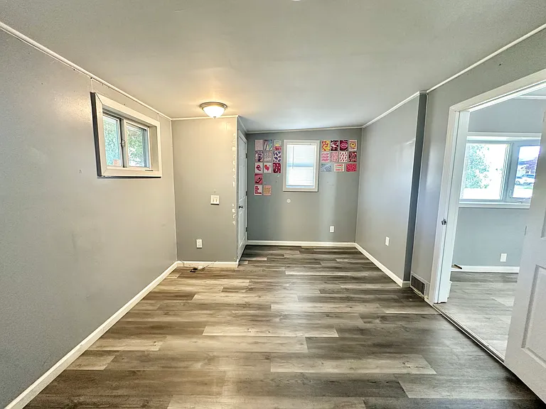 26 Townsend Ave — Photo 12