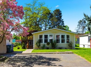 2250 N Broughton Dr, Portland, OR 97217