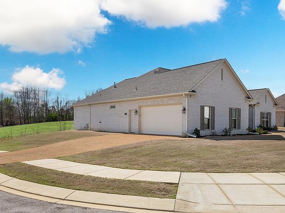 2nd image of 354 George Ellis Dr