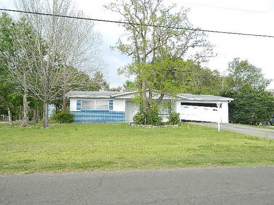 1st image of 37 Regina Blvd