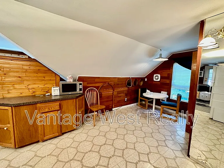 840 Bernard Ave — Photo 24