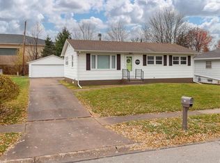 7926 10th St W, Rock Island, IL