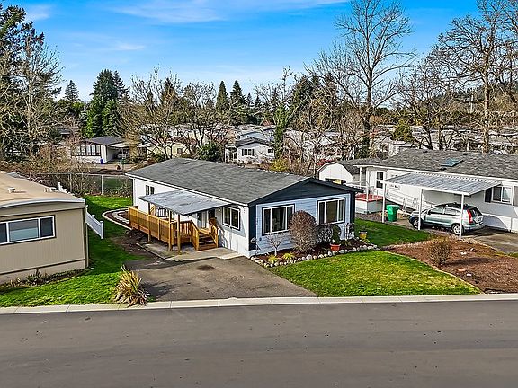 3rd image of 13900 SE Highway 212 Unit 190