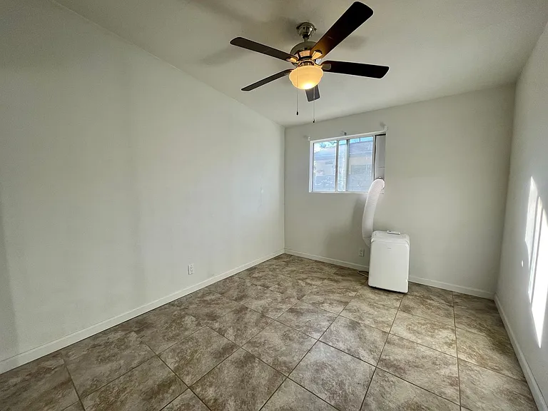 31890 Avenida La Paloma #A — Photo 10