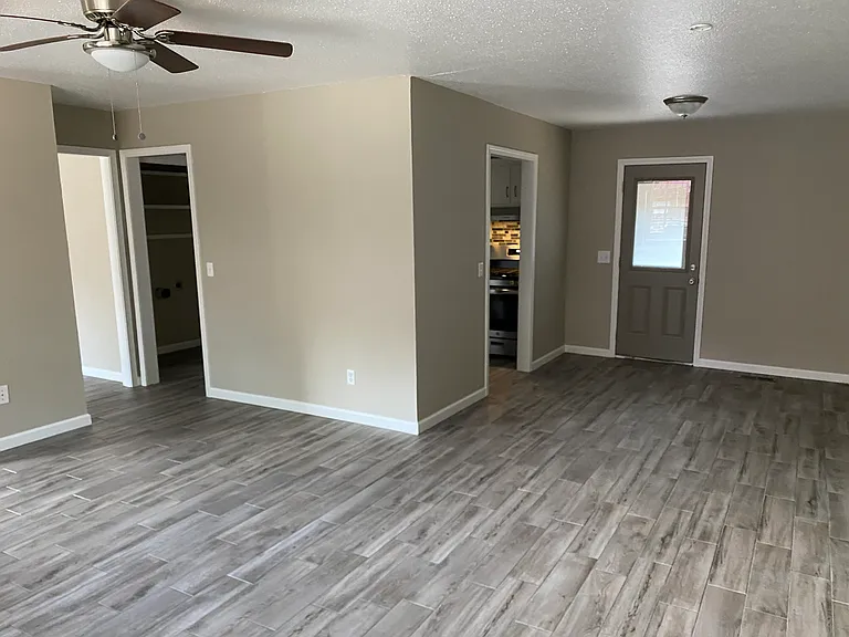 6010 N Villa Ave #6006 — Photo 5