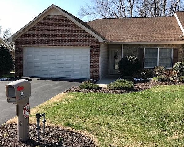 1st image of 106 Charles Towne Dr