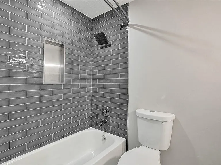 11627 SW 50th St — Photo 21