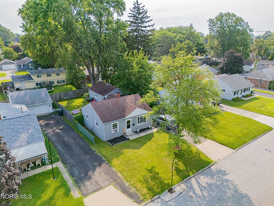 1st image of 1034 Cady St