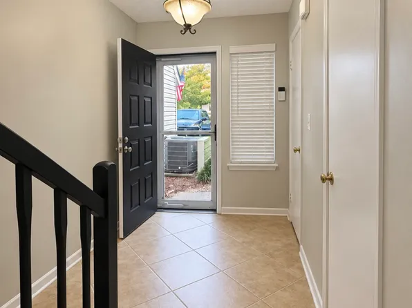 617 Windsor Lake Pl, Virginia Beach, VA 23452