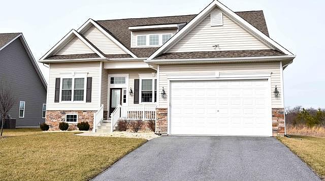 1st image of 29658 Riverstone Dr