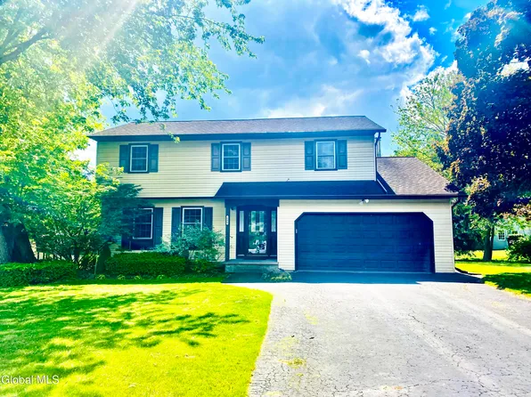 606 Tedesco Court, Guilderland, NY 12303