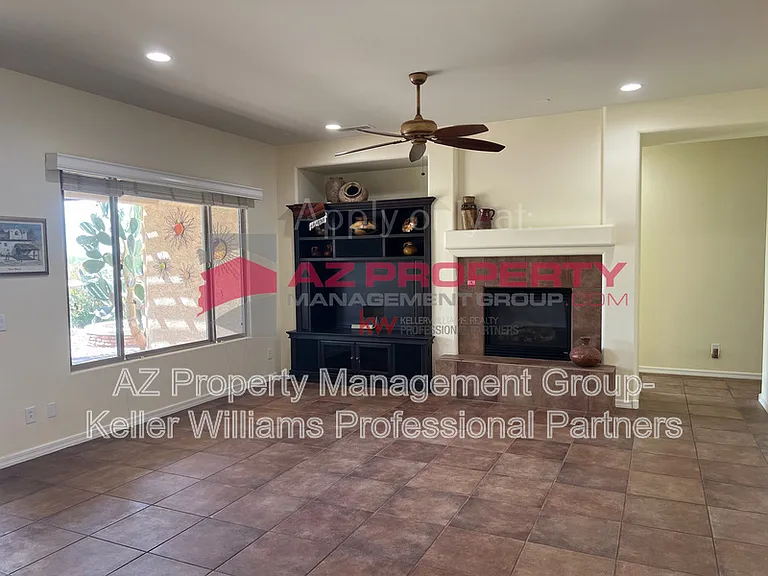 20540 N 268th Dr — Photo 7