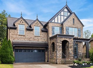 140 Cobbler Cir, Hendersonville, TN 37075