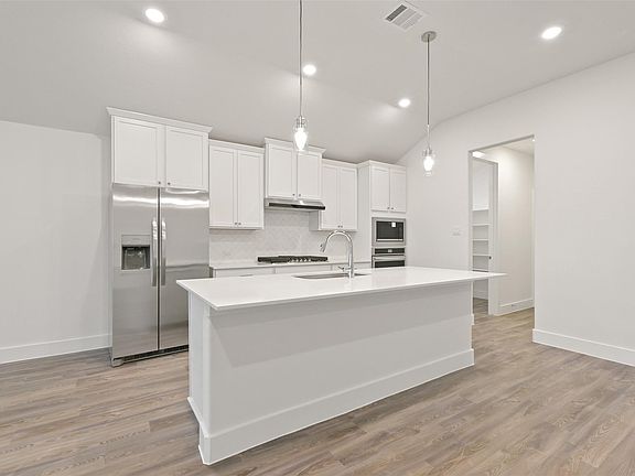 7th image of this home