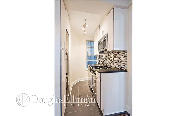 Rented by Douglas Elliman | media 9