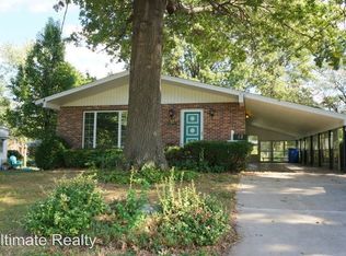 12 Saint Charles St, Florissant, MO 63031