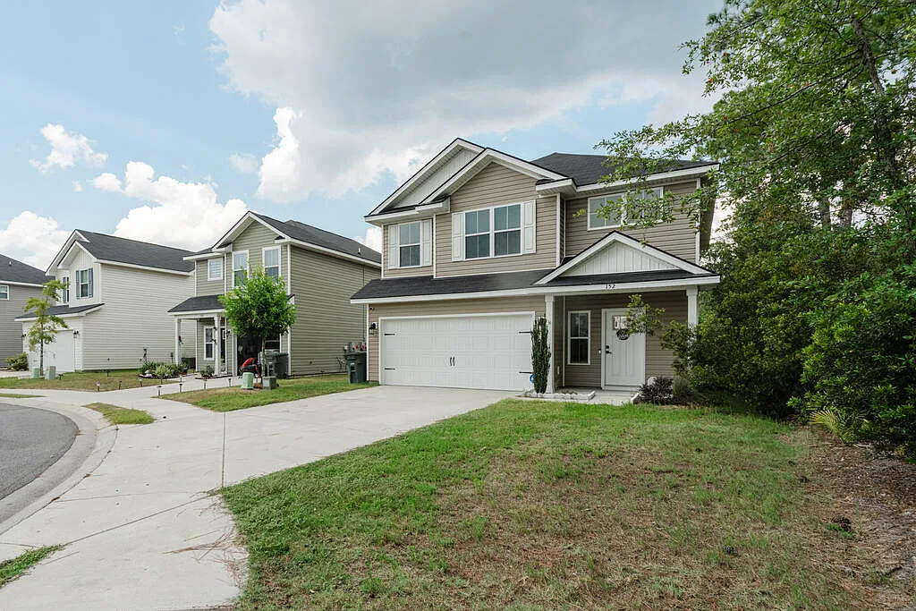 3 bed, 2.5 bath, 1729 sqft, $2,250 — Photo 3