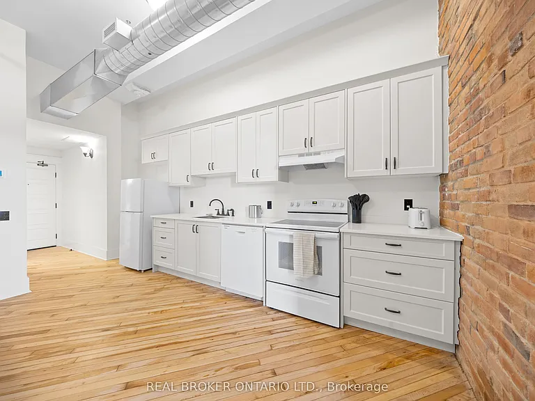 150 Mill St #204 — Photo 9