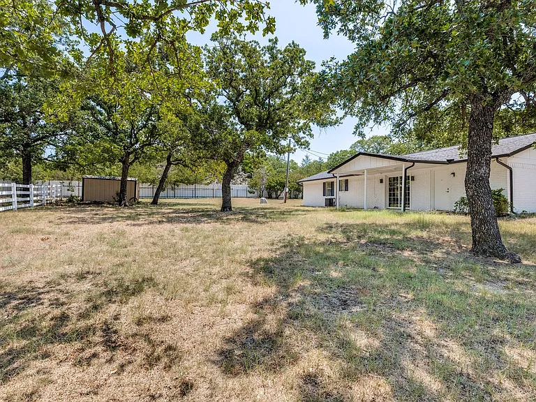 240 County Road 4360 — Photo 25