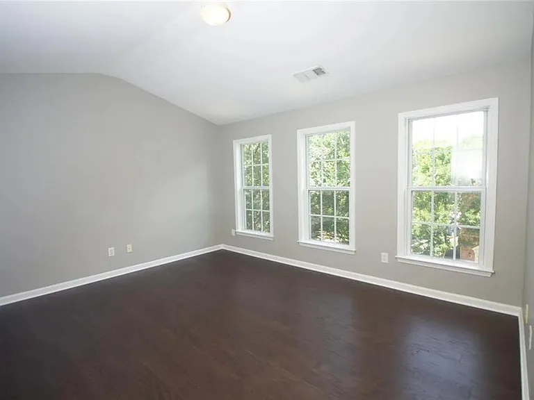 5142 Manerdale Dr SE #4 — Photo 6