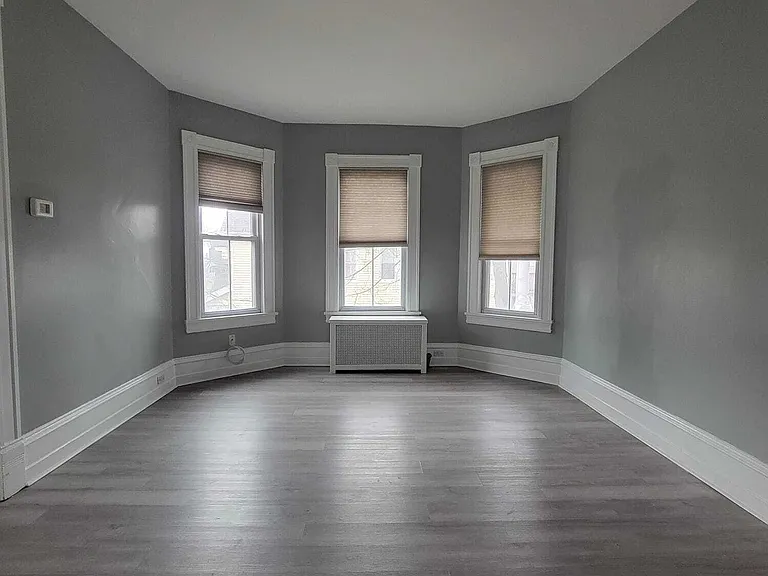 126 Winthrop St #2 — Photo 4