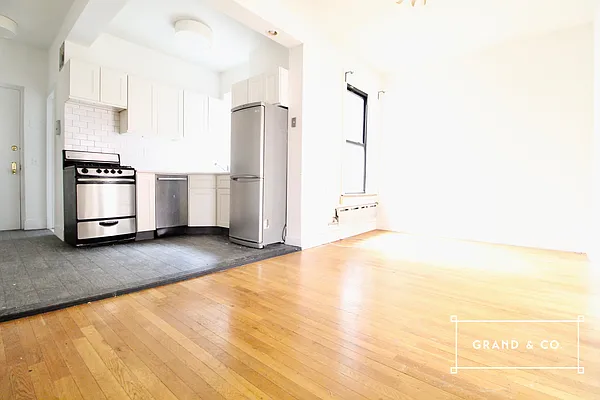 Rented by Grand & Co. | media 23