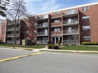 65 Webster St APT 104, Weymouth, MA 02190