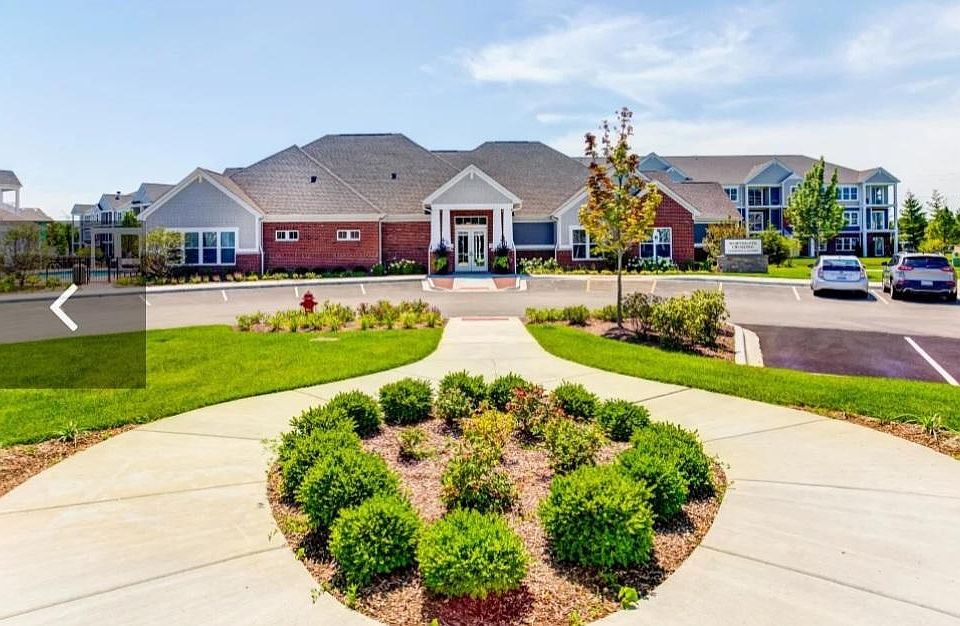 1st image of 200 Burlington Cir #308