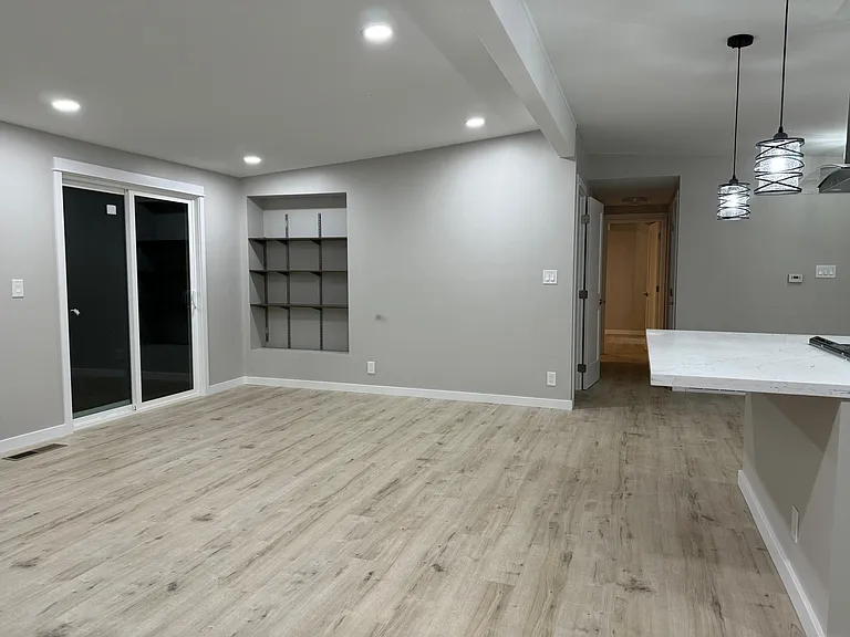 16209 Lake Hills Blvd — Photo 10