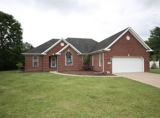 1401 Curling Ct, Bowling Green, KY