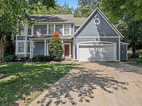 5304 Mullen St, Shawnee, KS 66216