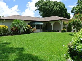 2215 40th St W, Bradenton, FL 34205